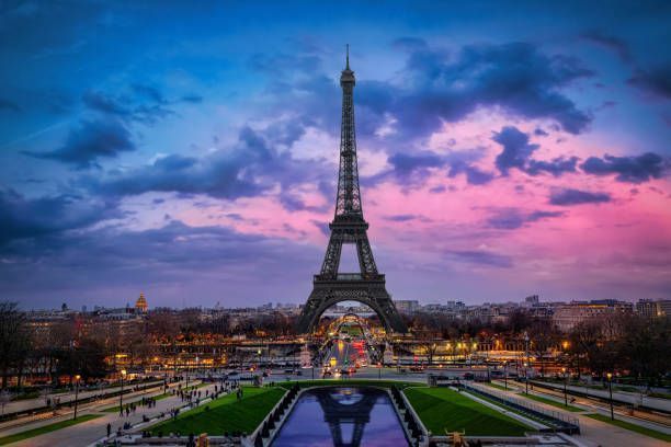paris in the evening time